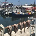2 Naxos